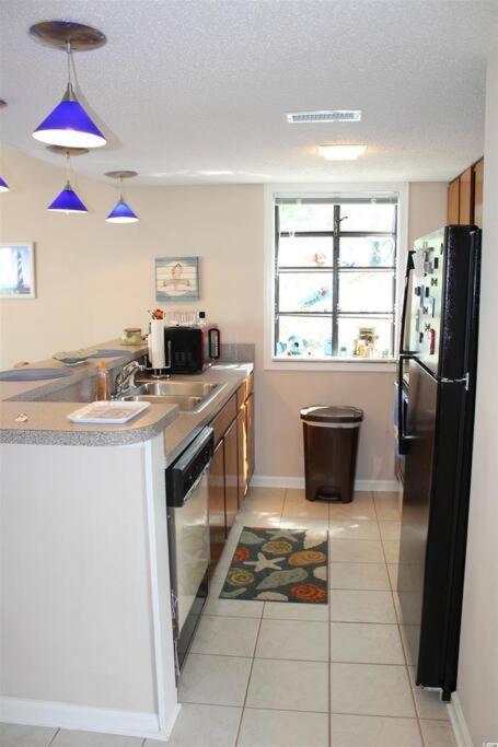 2Br Shore Dr Area: Queen: Pool: Grill: Beach: Ocean Annie'S: M28 شاطئ ميرتل المظهر الخارجي الصورة