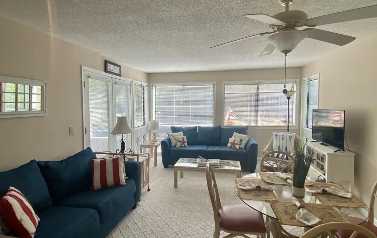 2Br Shore Dr Area: Queen: Pool: Grill: Beach: Ocean Annie'S: M28 شاطئ ميرتل المظهر الخارجي الصورة