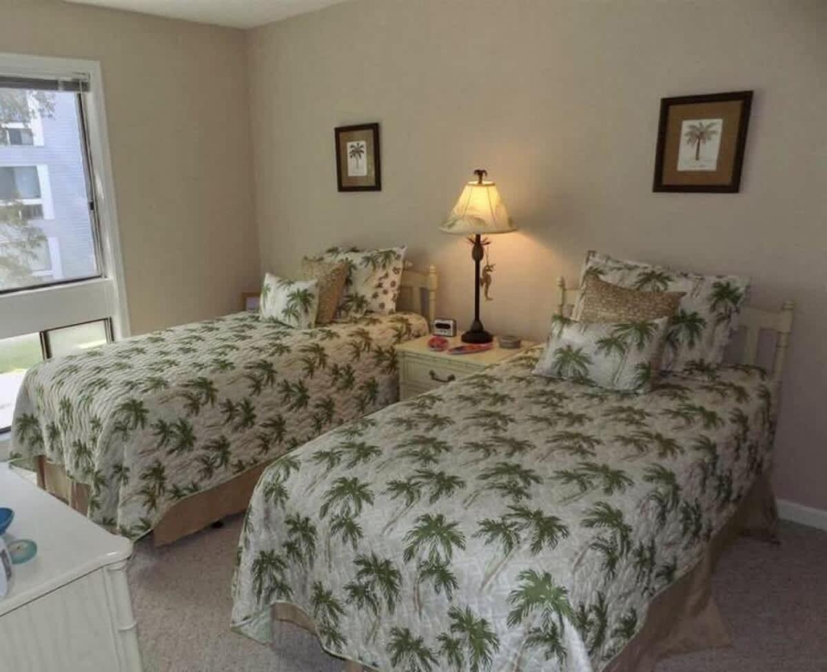 2Br Shore Dr Area: Queen: Pool: Grill: Beach: Ocean Annie'S: M28 شاطئ ميرتل المظهر الخارجي الصورة
